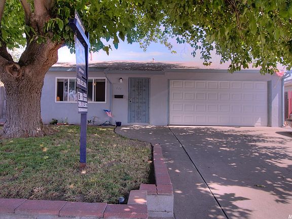 2nd image of 615 Blanch Ct