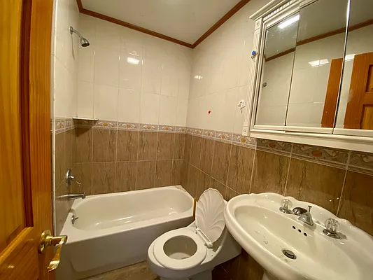 Rented by Remax Edge | media 11