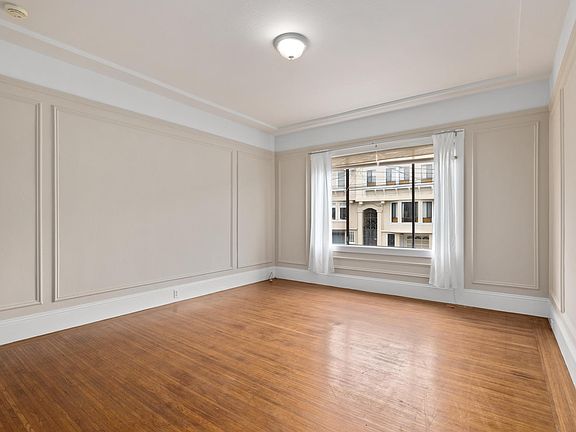 4th image of 480 19th Ave