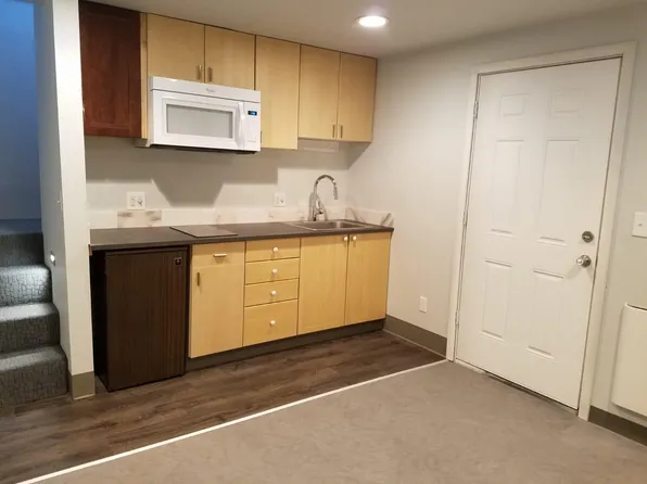 8600 Lake City Way NE, Seattle, WA 98115