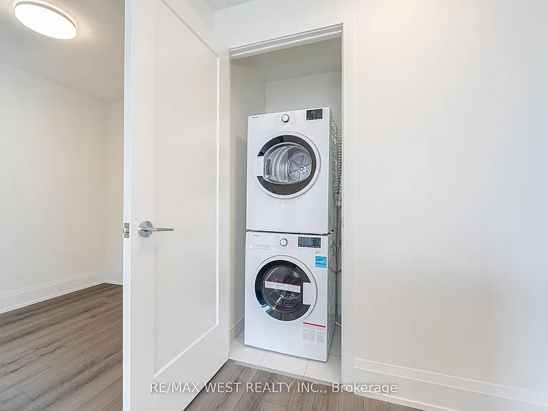 89 Church St #2604 — Photo 35