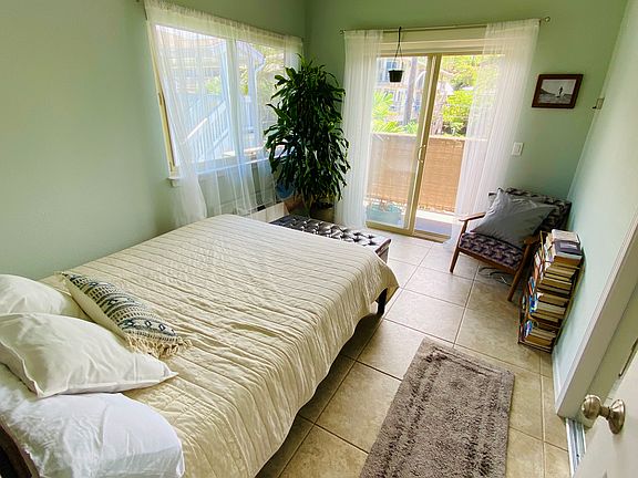 3rd image of 75-5754 Alahou St #8