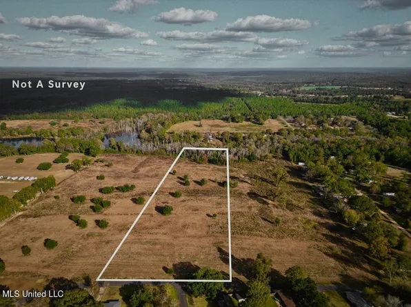 LOT 1 Spruce St, Poplarville, MS 39470