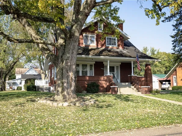 9395 Chestnut Ave SE, East Sparta, OH 44626