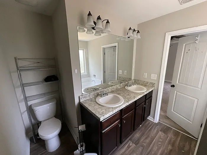 5020 Pioneer Pkwy — Photo 21