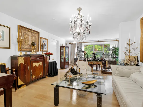 420 East 55th Street 3FG image 1 of 12