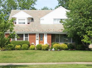 4053 Washington Blvd, University Heights, OH 44118