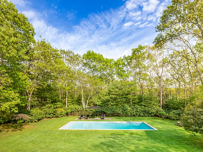 128 Three Mile Harbor Hc Rd — Photo 35