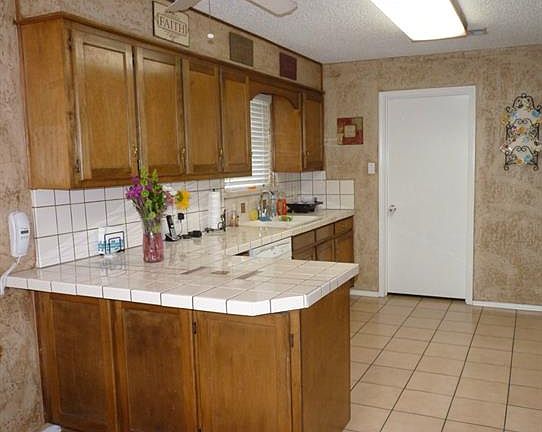2nd image of 4206 Pleasant Hill Dr