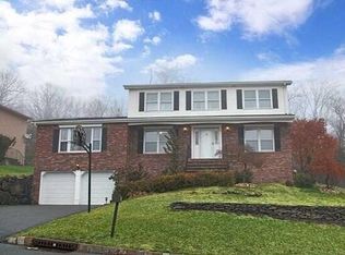 59 Point View Pkwy, Wayne, NJ 07470