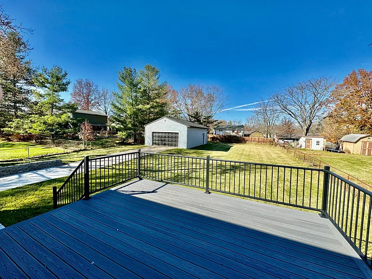 1542 E Meadowbrook Dr — Photo 45