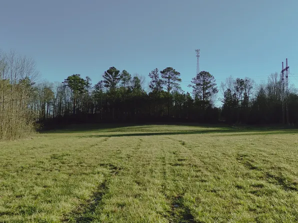 226 R & J St, Chatsworth, GA 30705