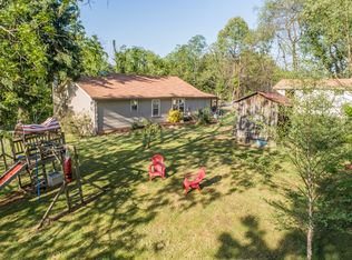 198 Greenberry St, Canton, NC 28716