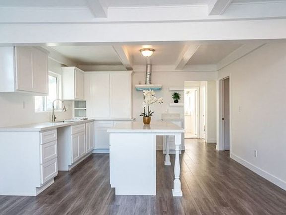 5th image of 5029 Cimarron St