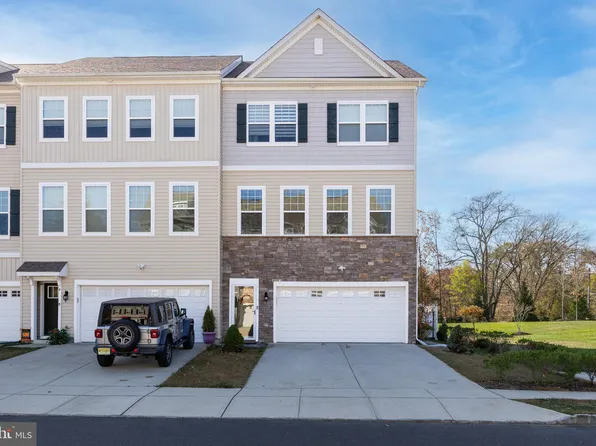 2 Sullivan Way, Marlton, NJ 08053