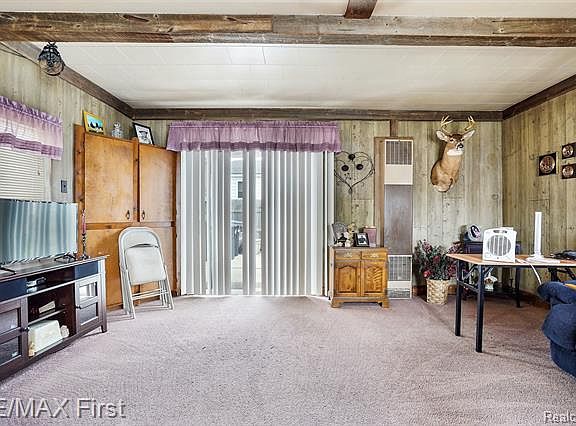 5th image of 904 E Annabelle Ave