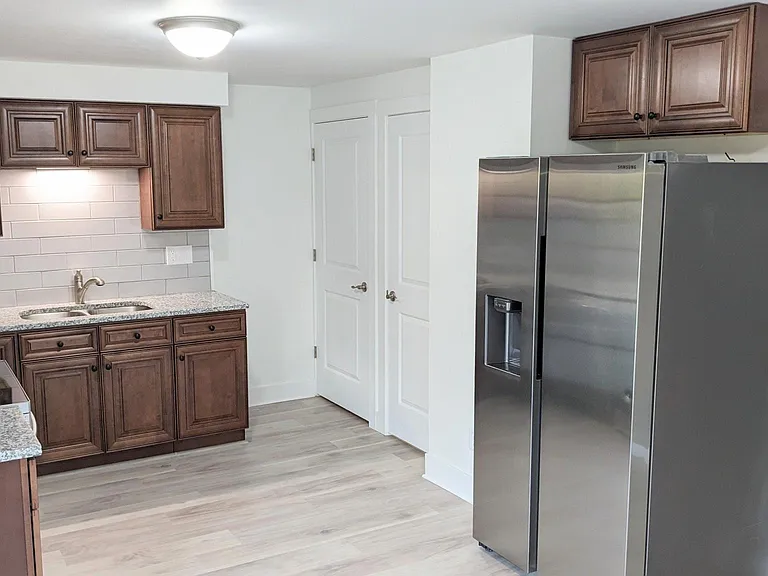 3005 Thames Ln — Photo 4