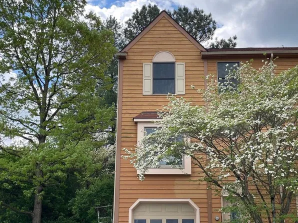 6611 E Beach Dr, New Market, MD 21774