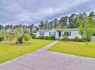 343 Bright Leaf Rd, Loris, SC 29569