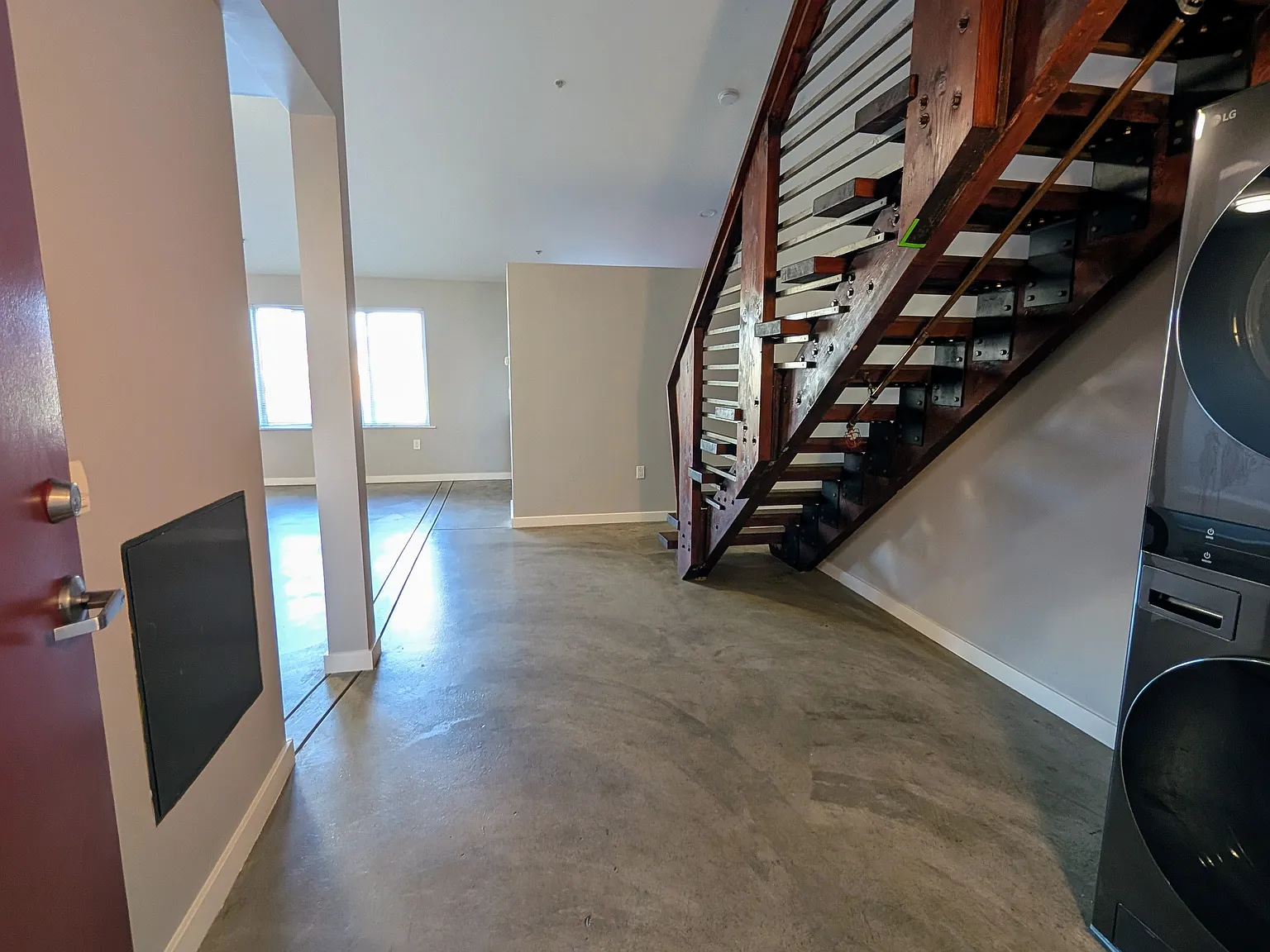 1 bed, 960 sqft, $2,925 — Photo 4