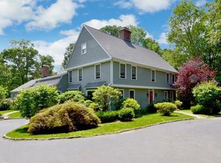 907 Ridgefield Rd, Wilton, CT 06897