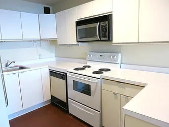 Rented by Brooklyn Heights Real Estate Inc