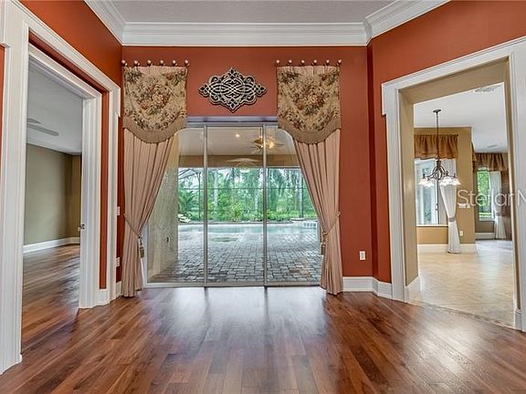 3rd image of 1618 Glenwick Dr