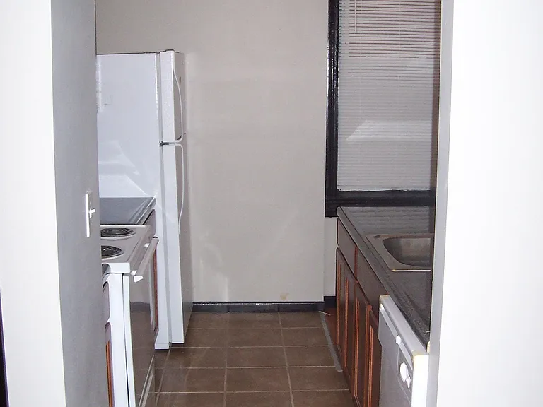 3745 Wisconsin Ave #2 — Photo 4