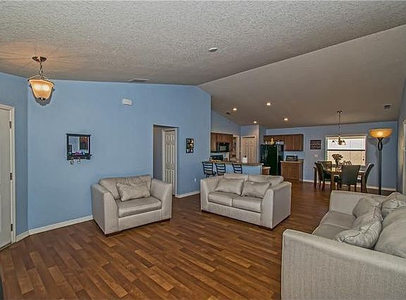4th image of 5051 Belmont Park Ln