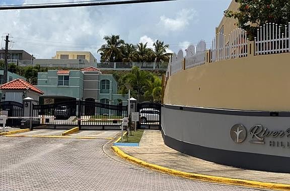 2nd image of A18 Calle Rio Fajardo
