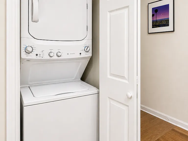 106 Engert Ave #3 — Photo 6
