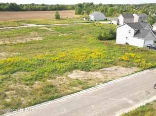 15240 Nottingham Fields Pkwy, Lansing, MI 48906