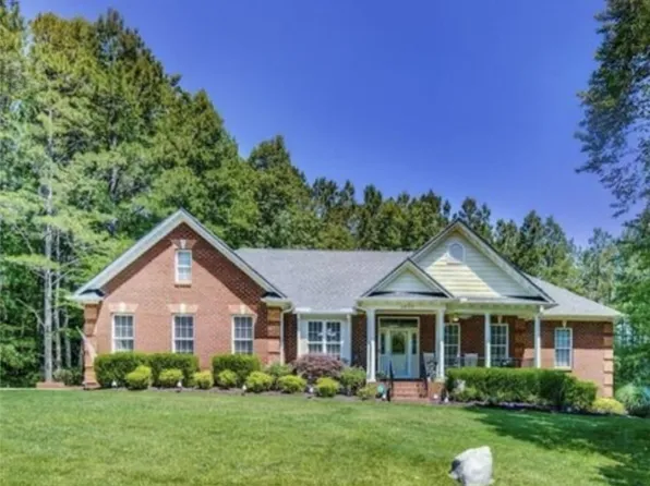 5570 Tyshire Pkwy, Providence Forge, VA 23140