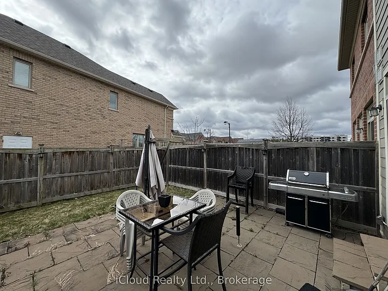 140 Duncan Ln — Photo 36