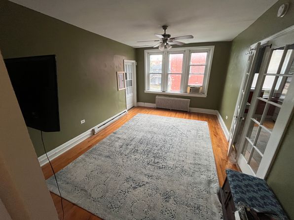 108 N Charles St APT 200