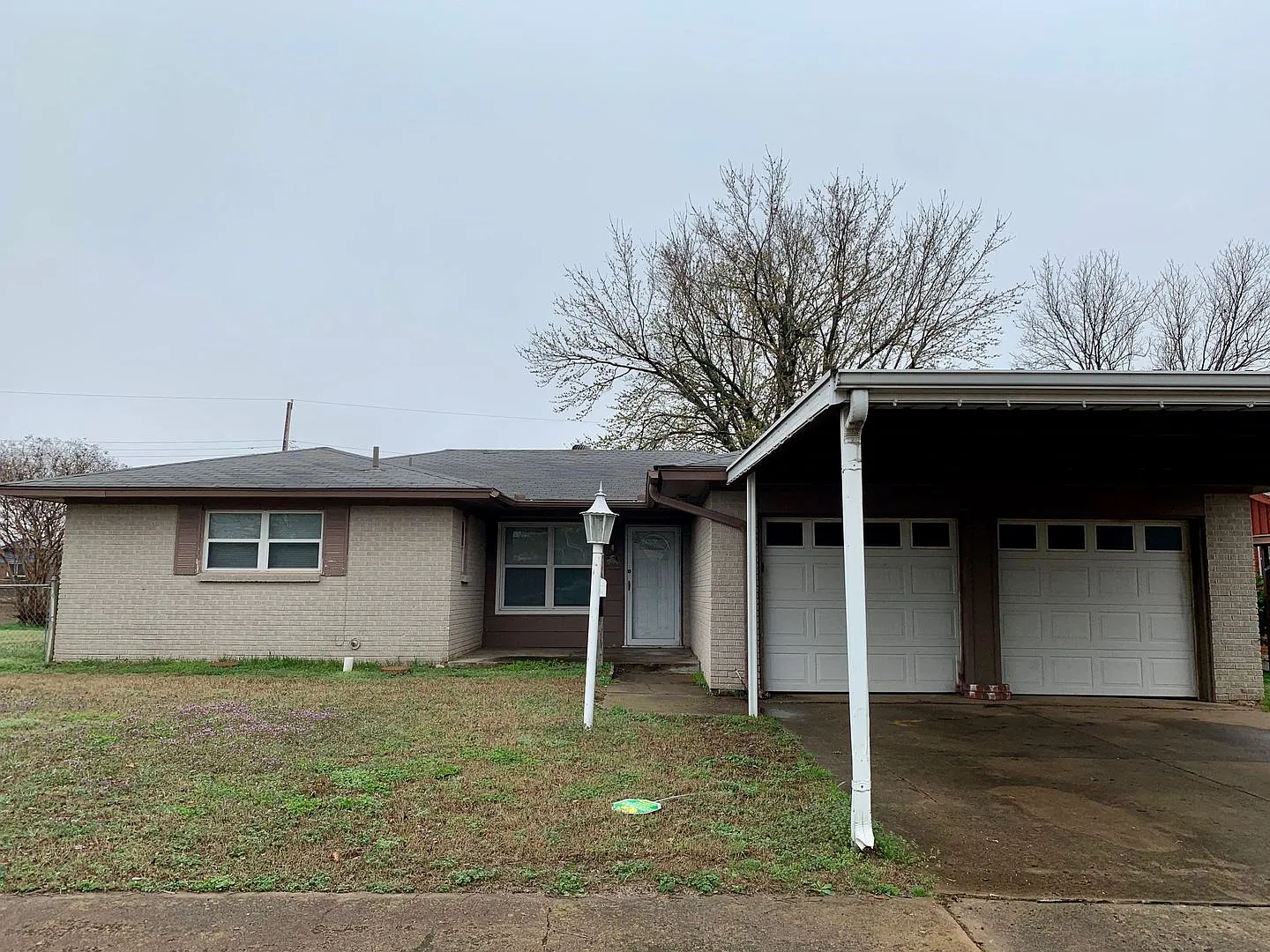 4 Bedroom 2 Bath Home in Midwest City — Photo 3