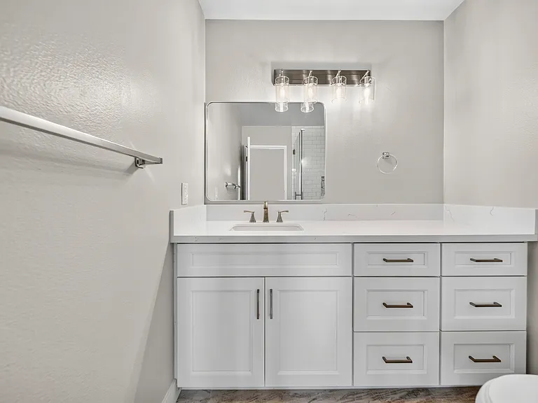 707 E Lomita Ave #4 — Photo 23