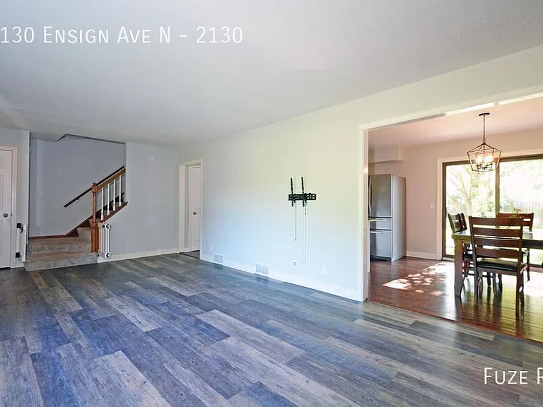 2130 Ensign Ave N #2130 — Photo 7