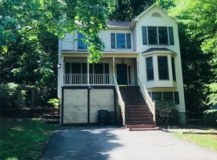 2012 Coast Guard Dr, Stafford, VA 22554