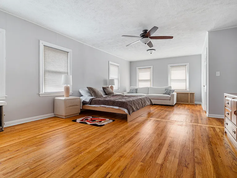 6016 Saint Clair Ave — Photo 15