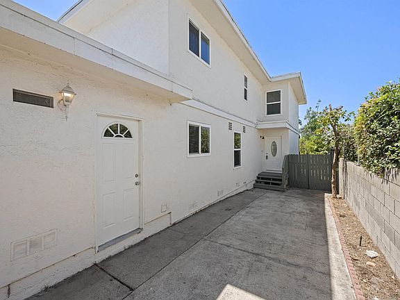 4th image of 636 Raven St