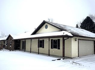 742 Ann Marie Ct, Oxford, MI 48371