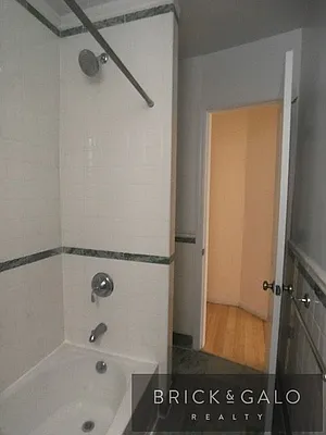 Rented by BRICK & GALO REALTY CORP | media 20