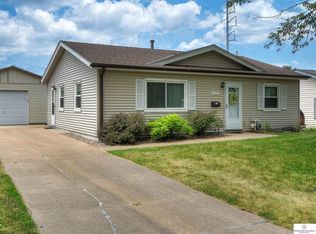 5022 S 143rd St, Omaha, NE 68137