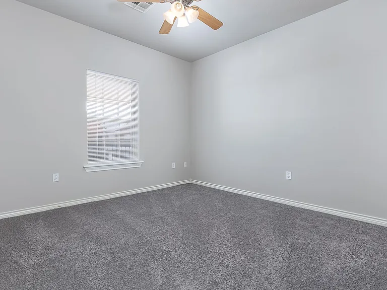 Walnut Creek Apartment Homes — Photo 11