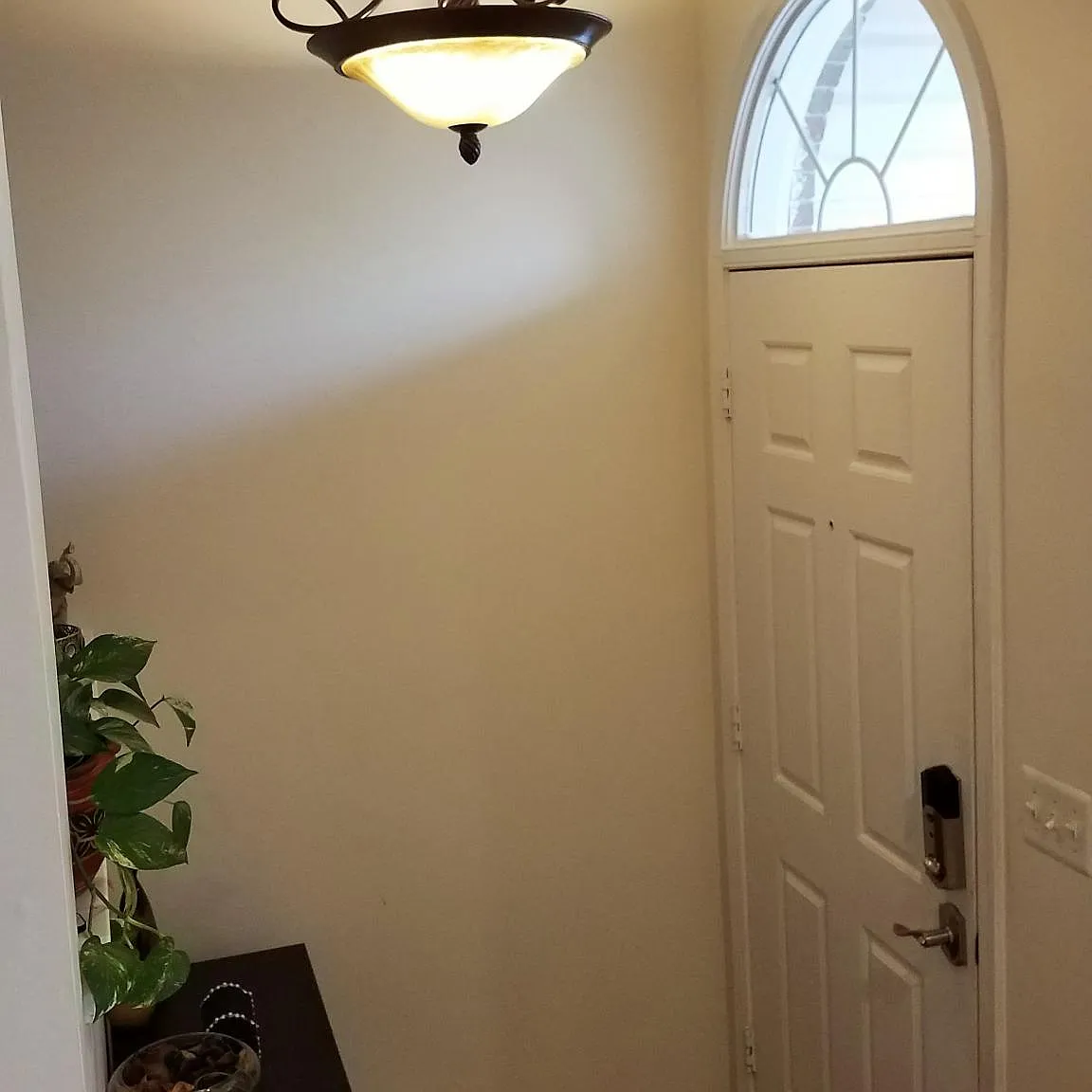 4130 Leclair Ct — Photo 2