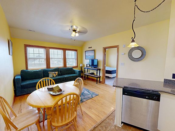 3rd image of 5205 S Croatan Hwy #7