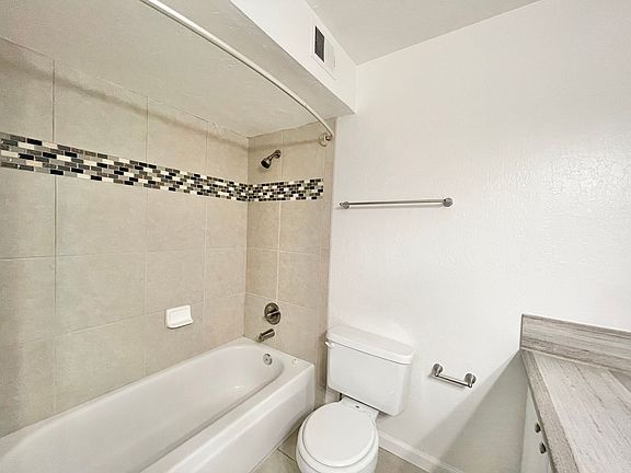 2nd image of 2206 V St #8