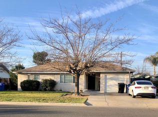 228 E Terrace Dr, Hanford, CA 93230