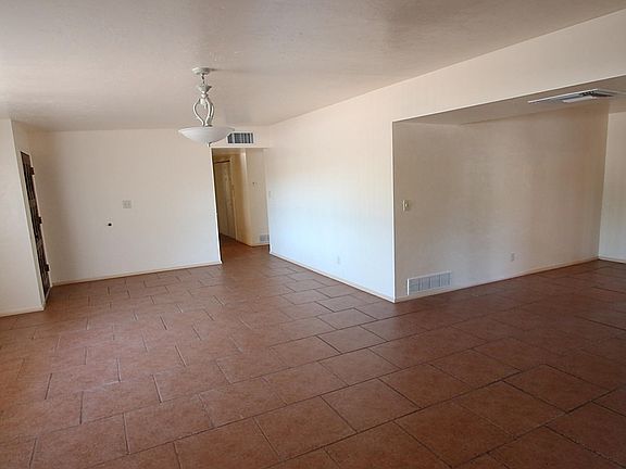 2nd image of 4835 E Alta Vista St